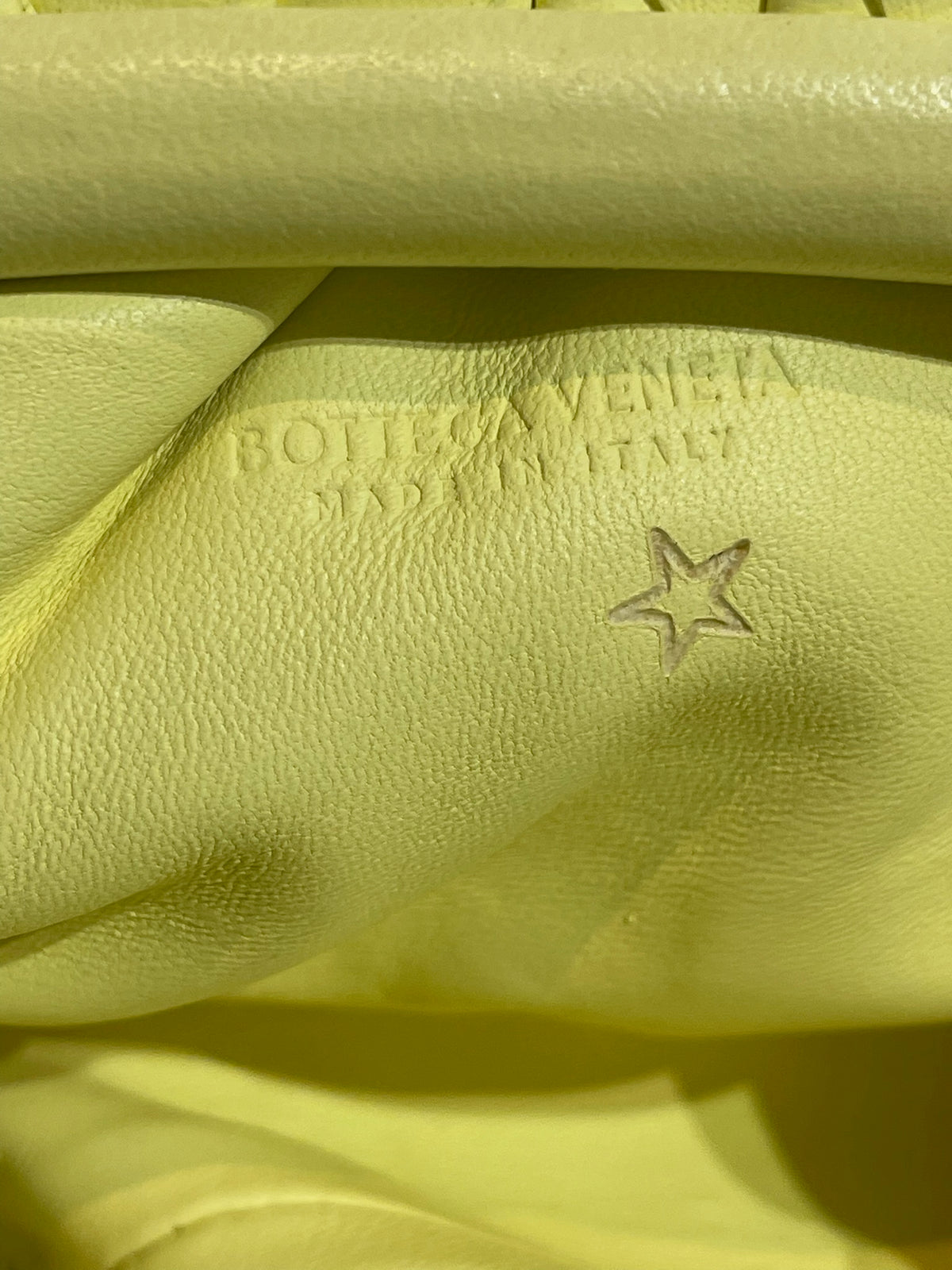Sac Bottega Veneta Mini Pouch Jaune