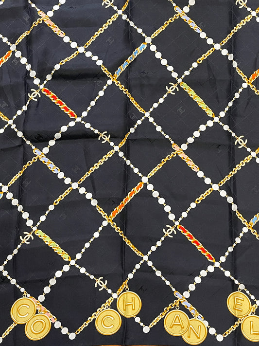 Foulard Chanel noir chaines