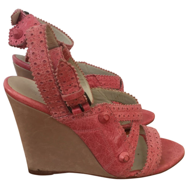 Sandales Balenciaga roses T.37