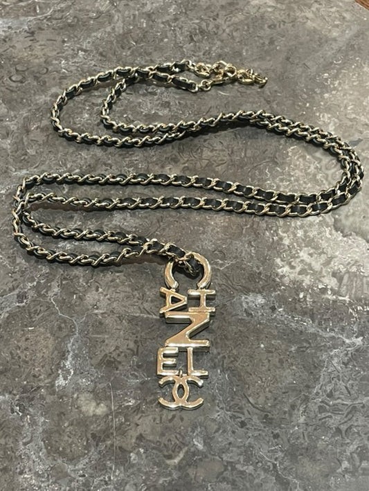 Sautoir Chanel chaine et cuir