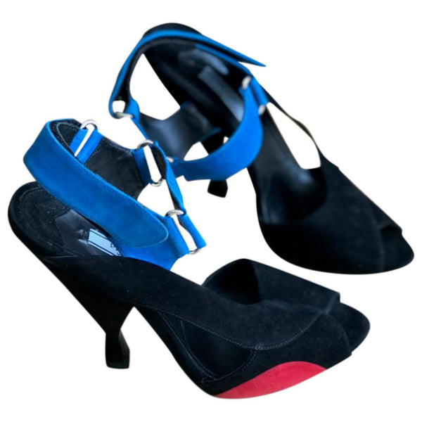 Sandales Prada T.39,5