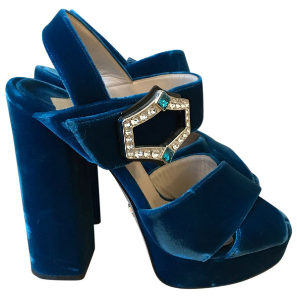 Sandales Prada velours bleu T.37