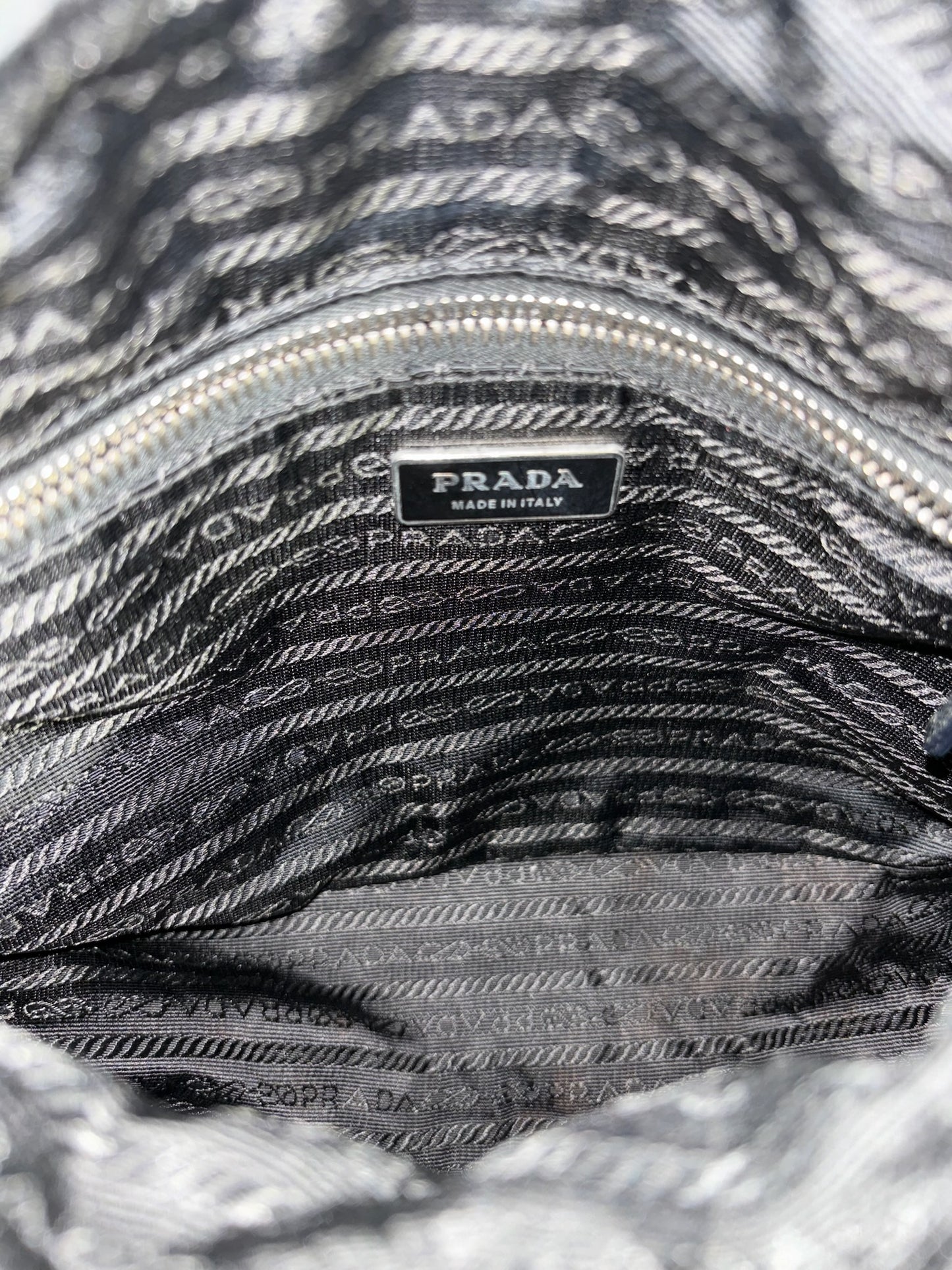Sac Prada nylon noir