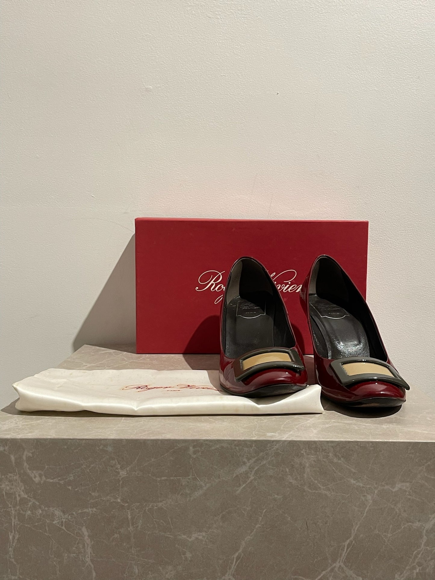 Escarpins Roger Vivier T.39,5