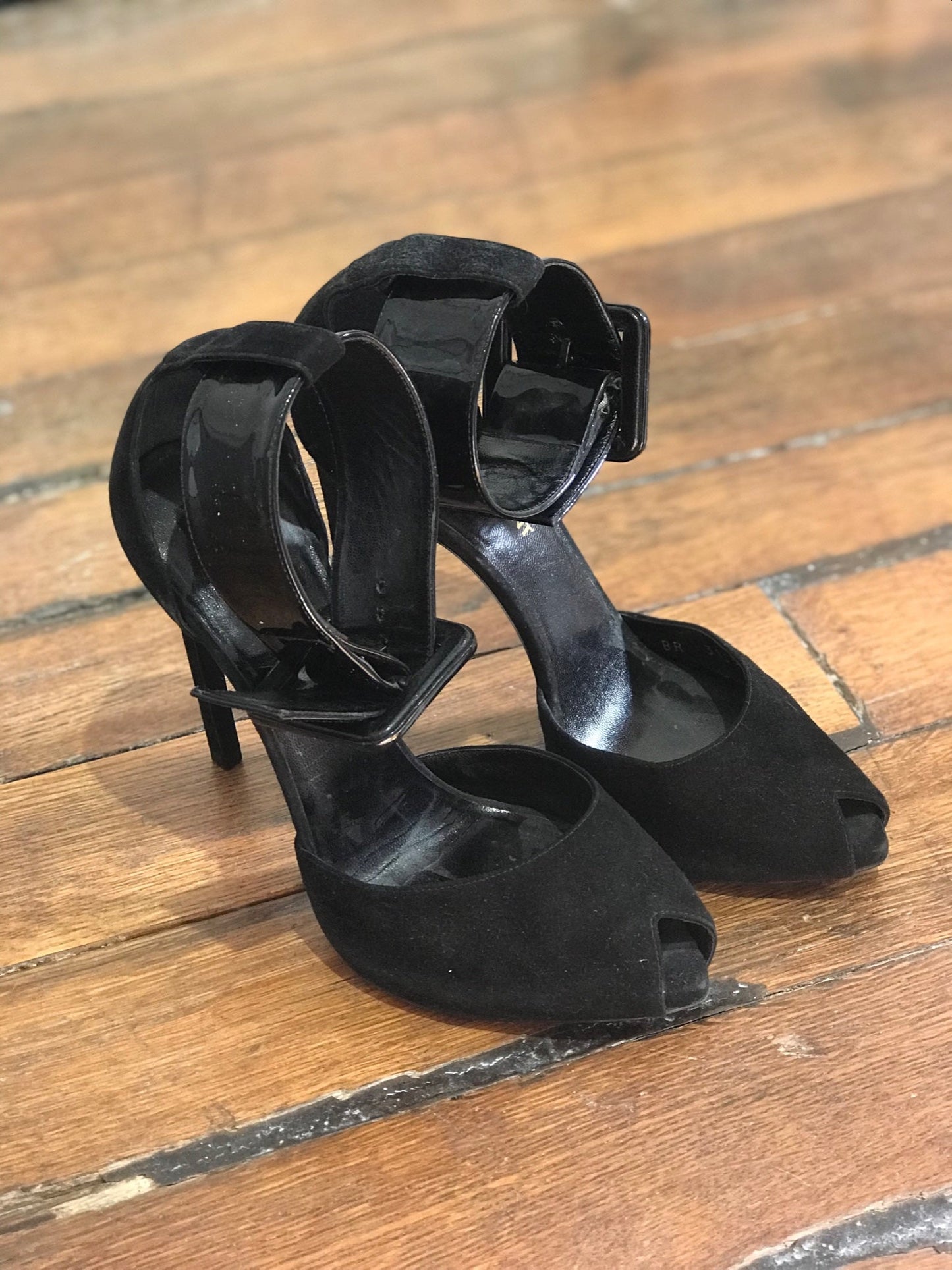 Escarpins Saint Laurent noirs T.38