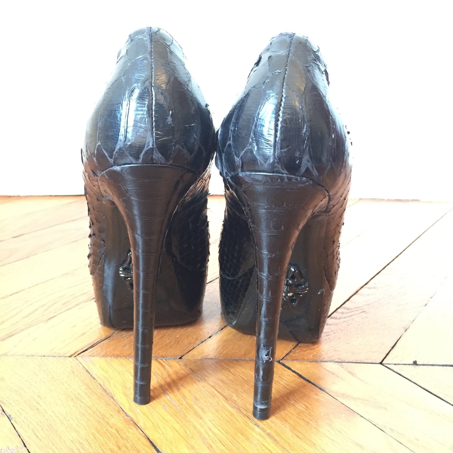 Escarpins Philipp Plein en serpent T.37