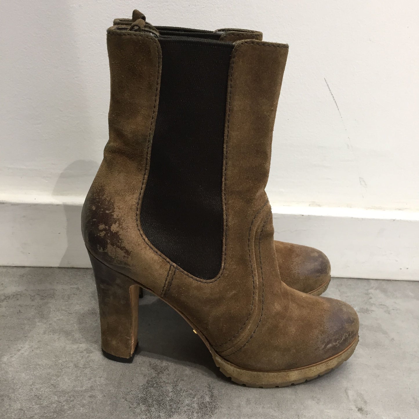 Bottines Prada beige T.36,5