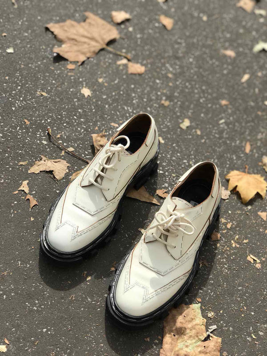 Derbies Balenciaga blanches T.37,5