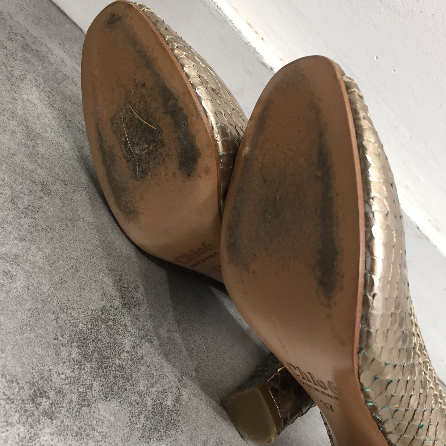 Escarpins Chloé dorés T.37
