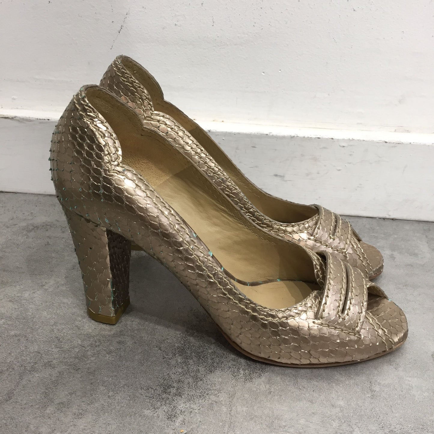 Escarpins Chloé dorés T.37