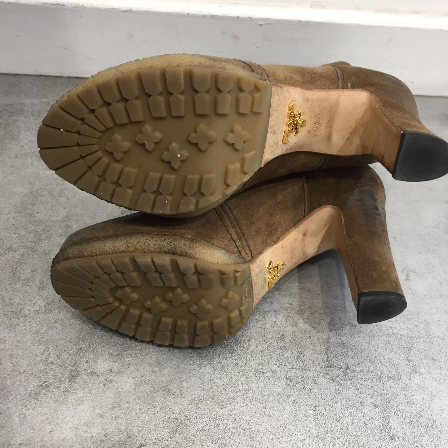 Bottines Prada beige T.36,5