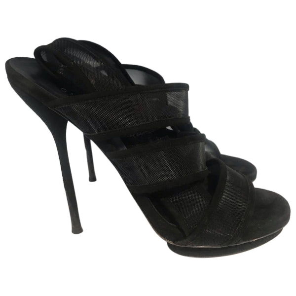 Sandales Gucci noires T.37,5