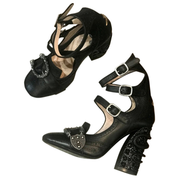 Escarpins Gucci T.37