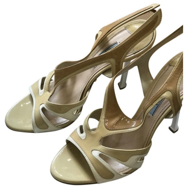 Sandales Prada beiges T.37,5