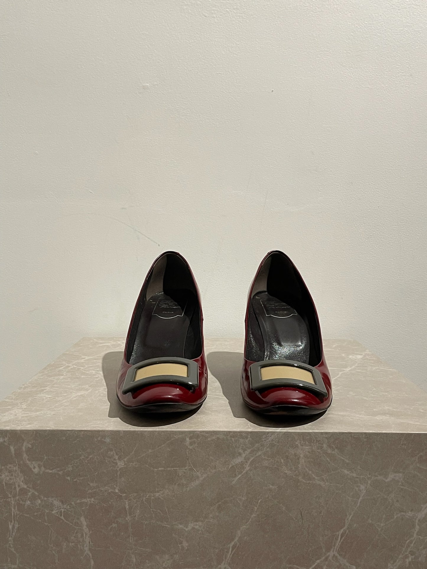 Escarpins Roger Vivier T.39,5