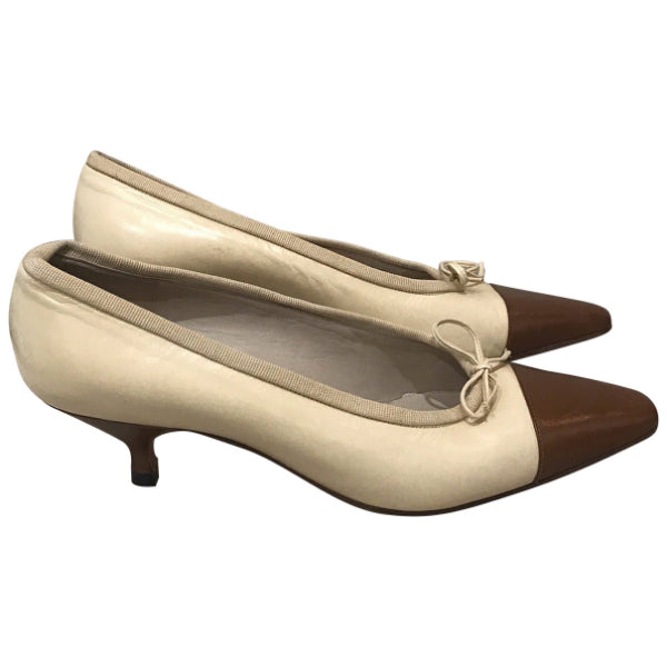 Escarpins Chanel beige T.37,5