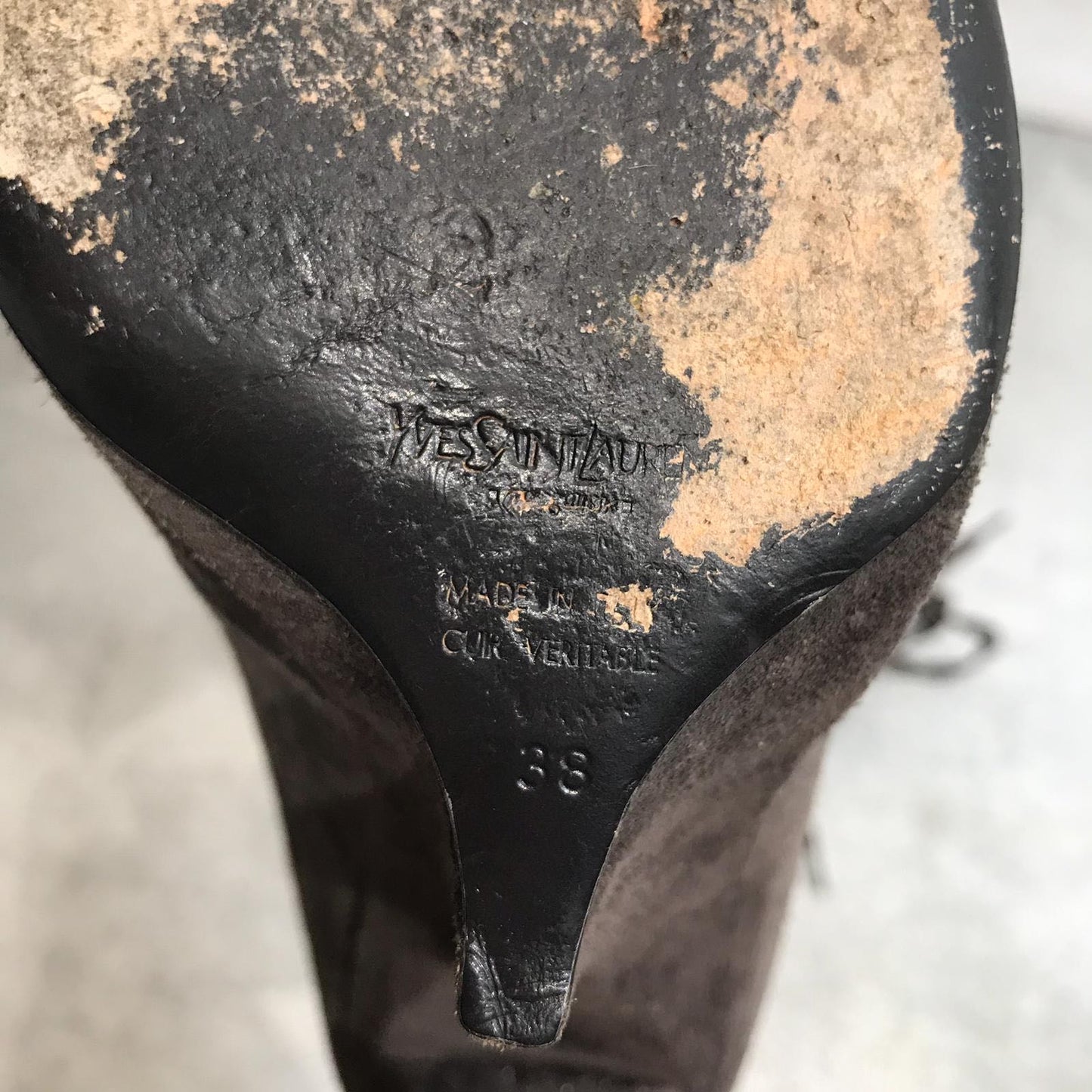Bottines Yves Saint Laurent grises T.38