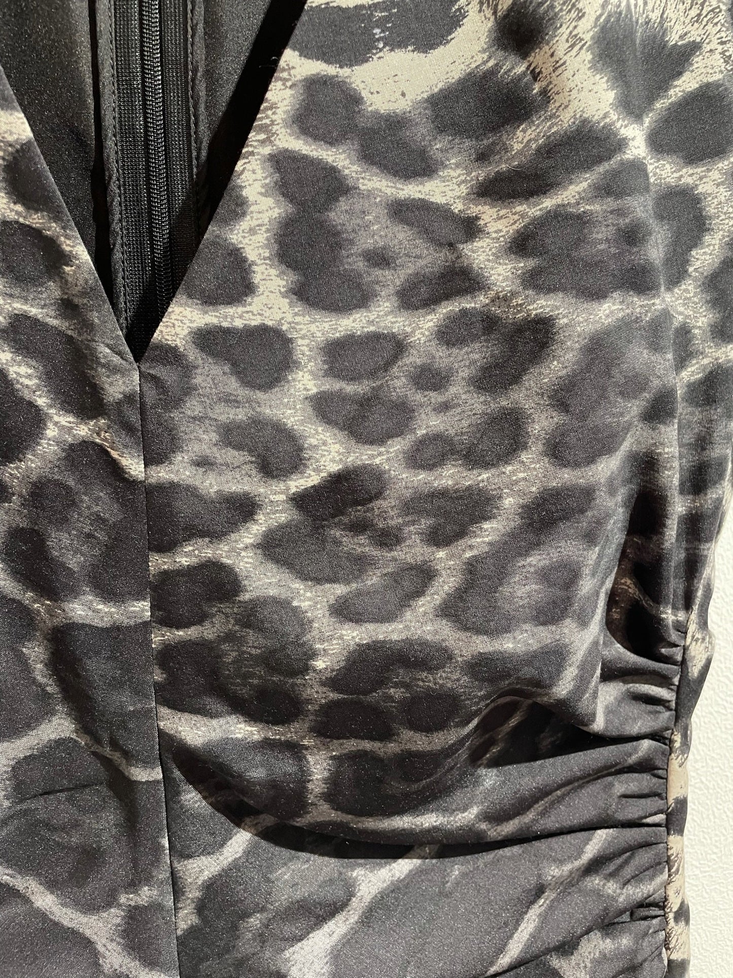 Robe Yves Saint Laurent léopard T.38