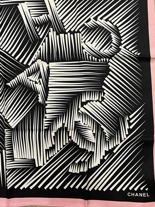 Foulard Chanel noir et rose