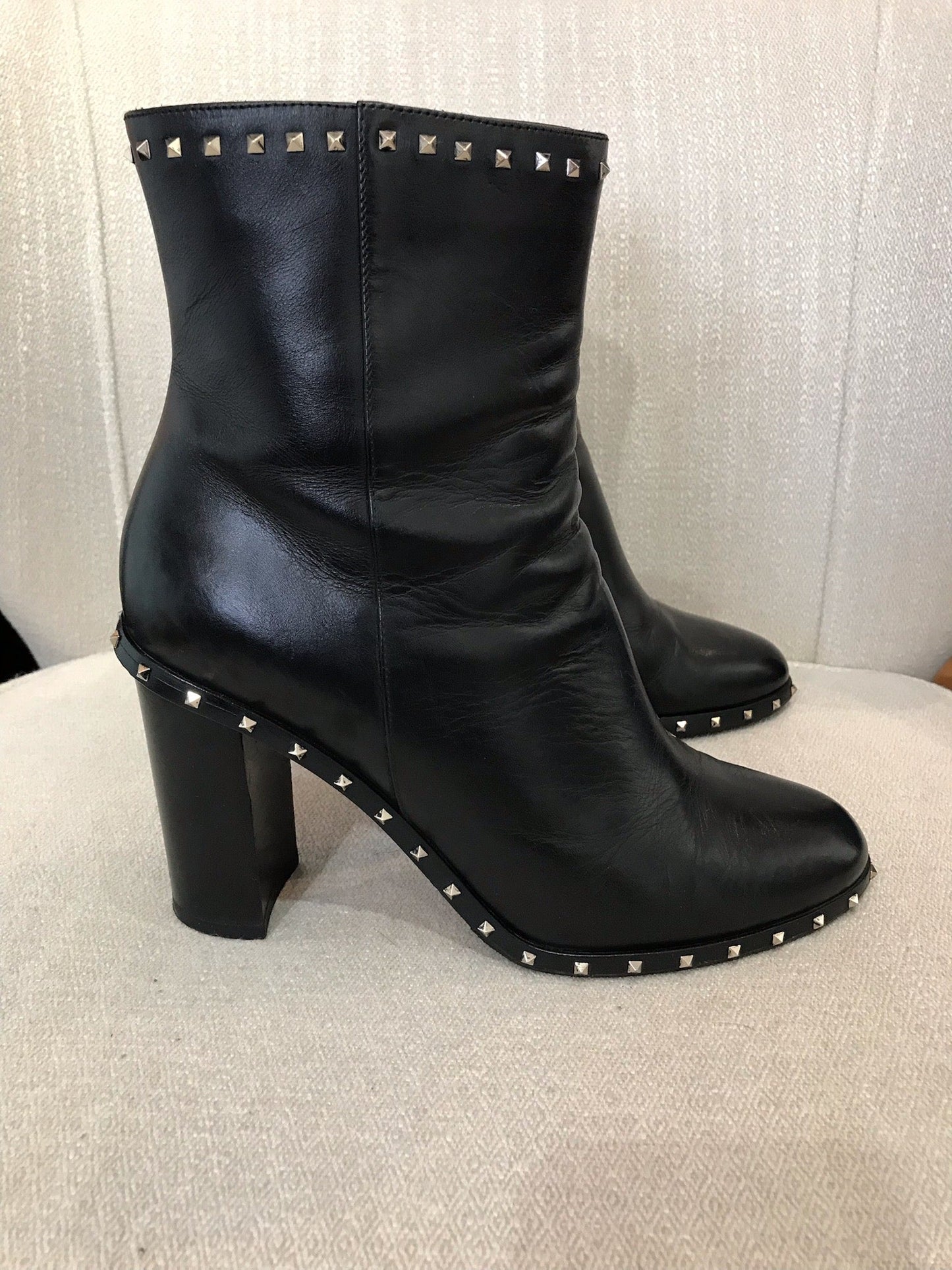Boots Valentino noires T.38,5