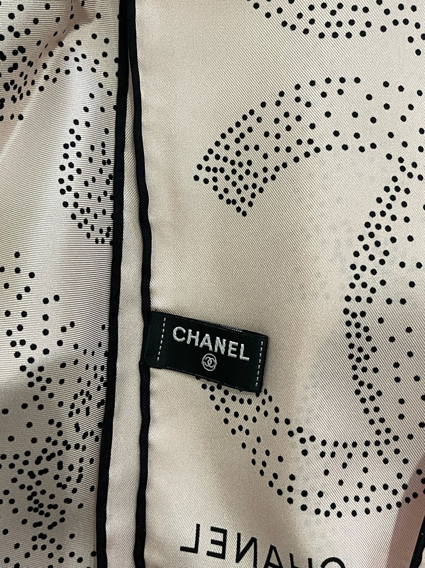Foulard Chanel Rose Pale