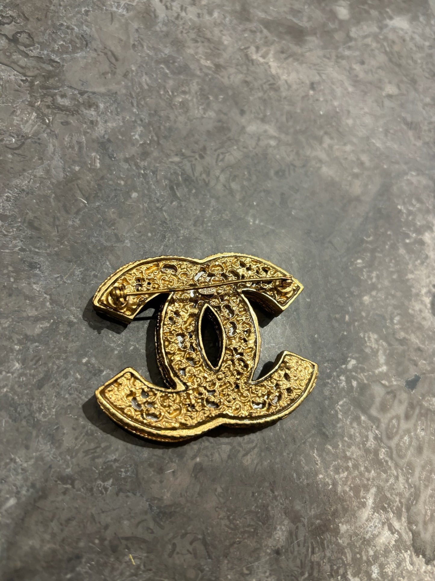 Broche Chanel Métiers d'arts