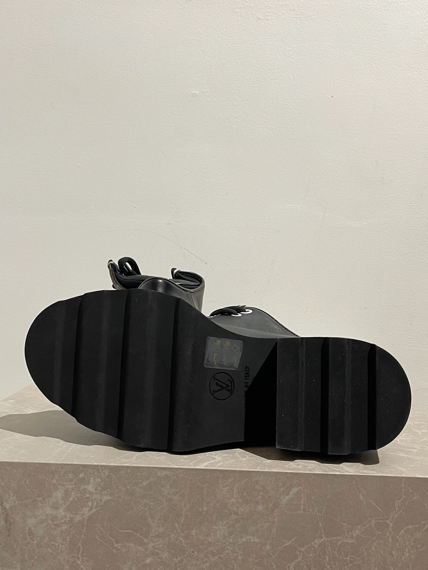Derbies Louis Vuitton Beaubourg T.39