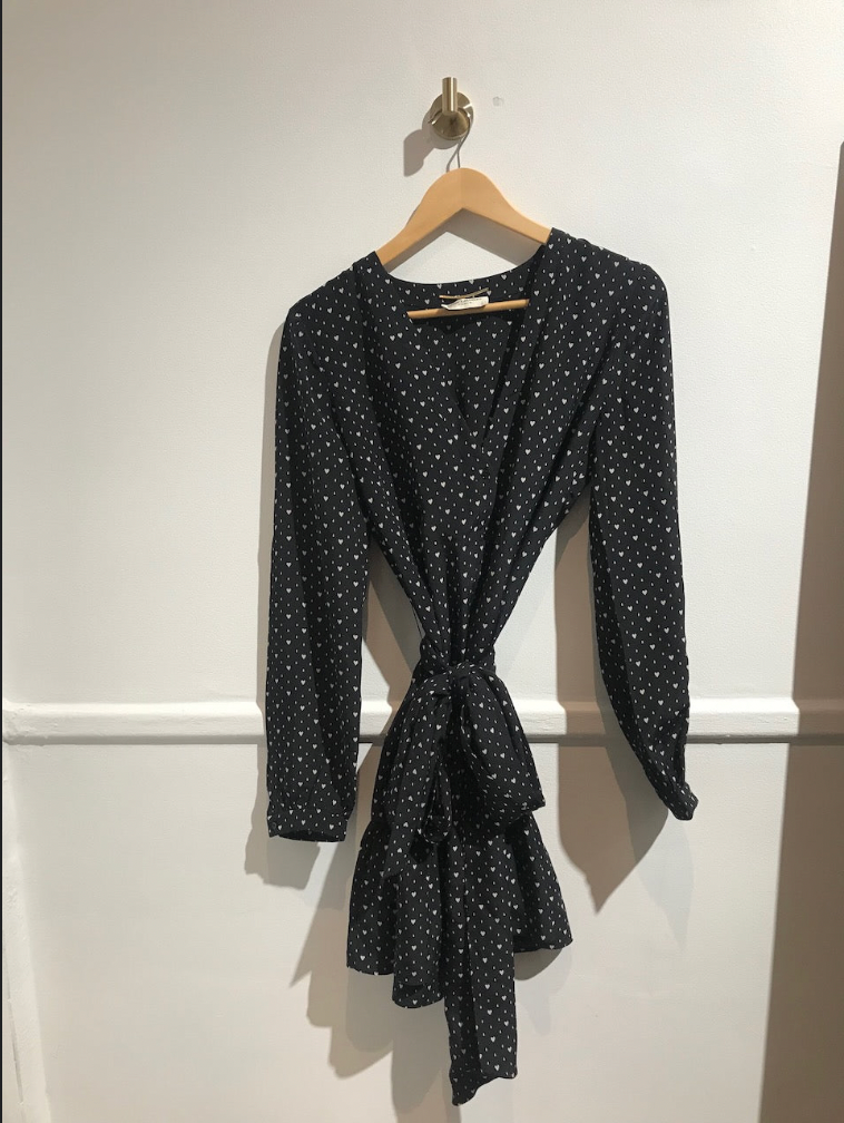 Robe Saint Laurent noire T.42
