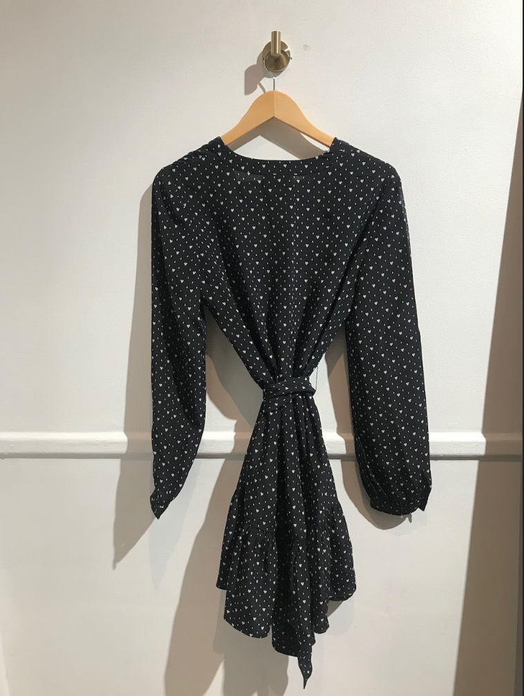 Robe Saint Laurent noire T.42