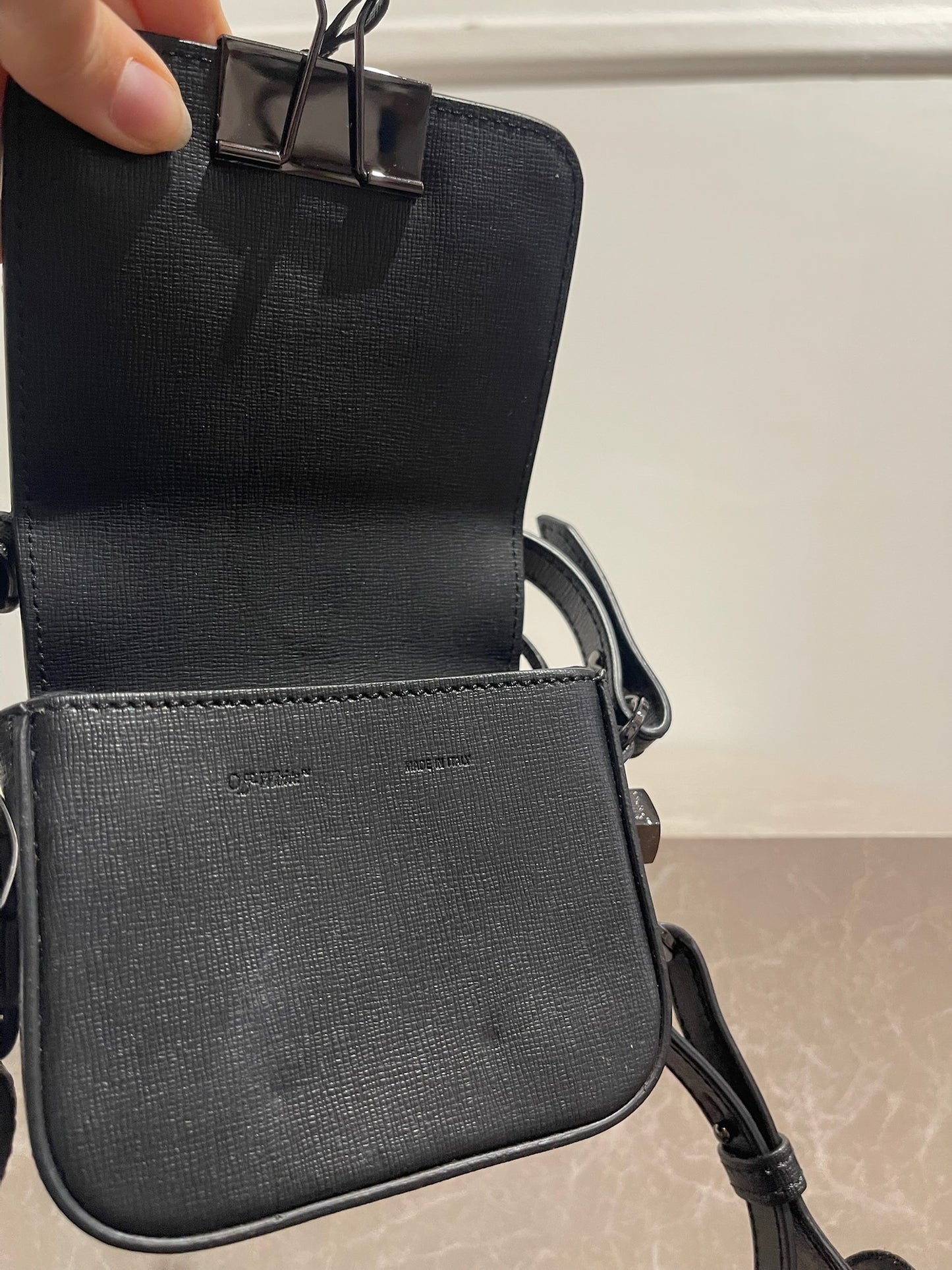 Sac Off-White Binder noir