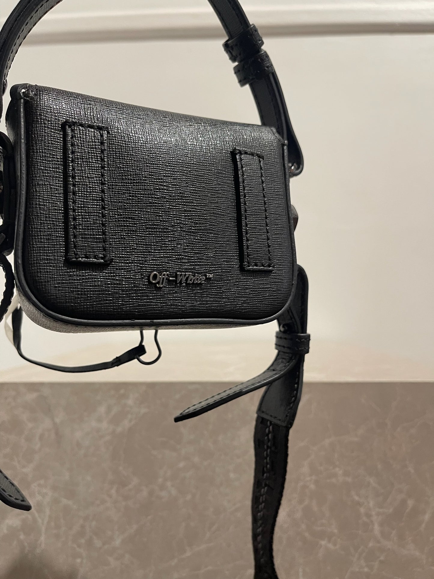 Sac Off-White Binder noir