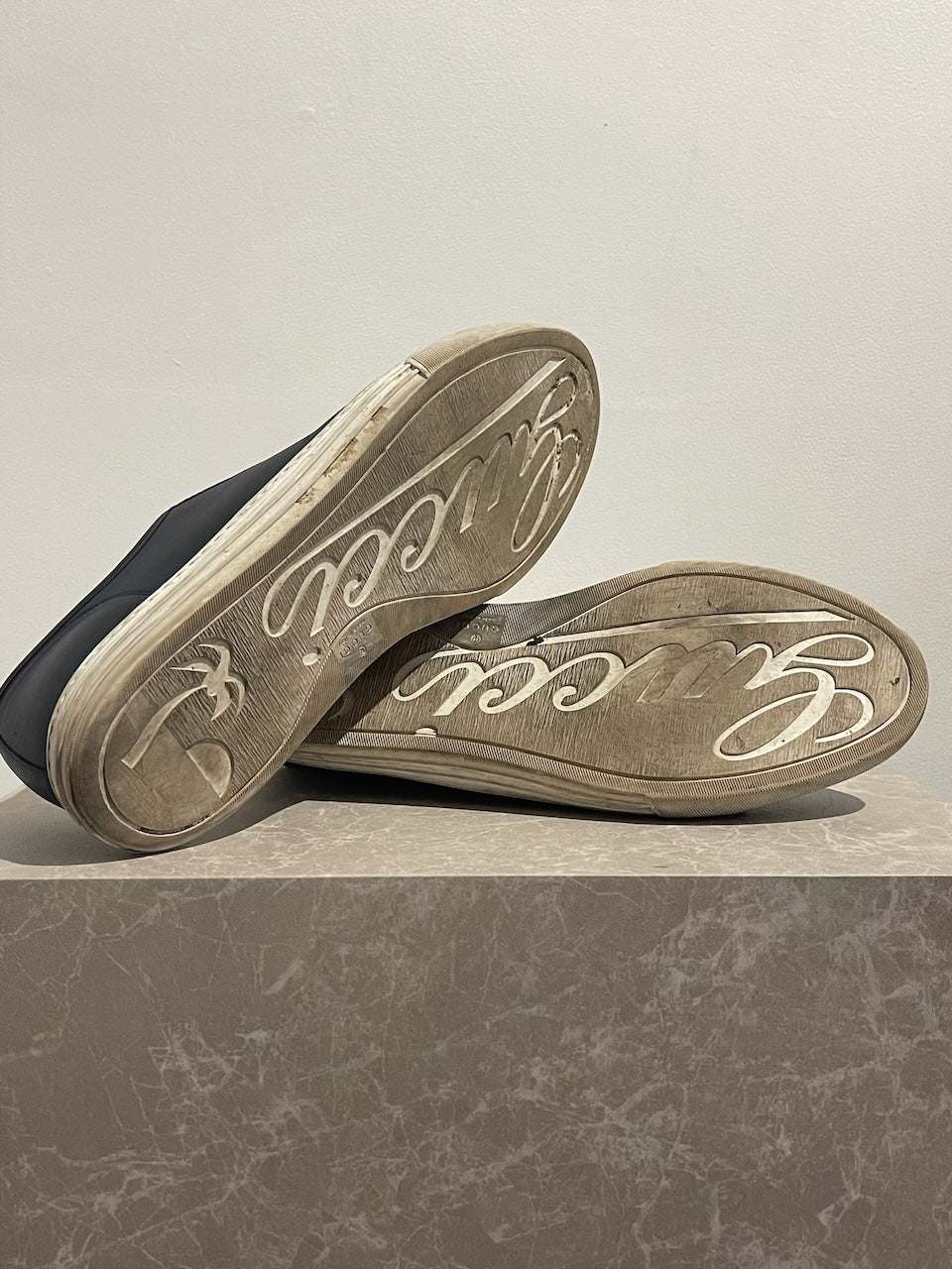 Baskets Gucci bleu marine T.43,5