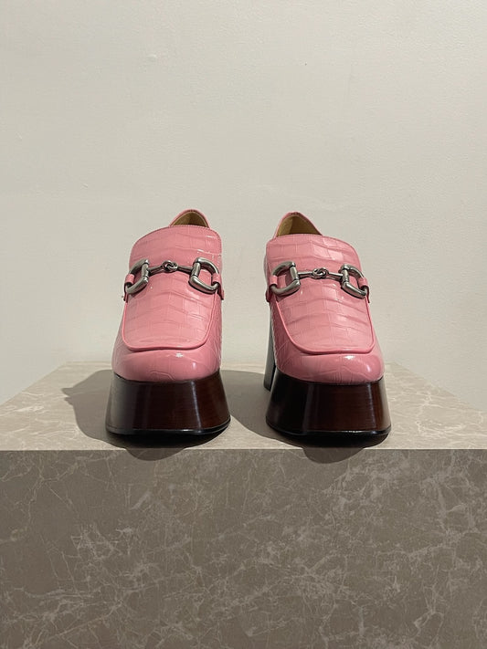 Mocassins Gucci roses T.41 NEUFS