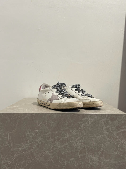 Baskets Golden Goose blanches T.35