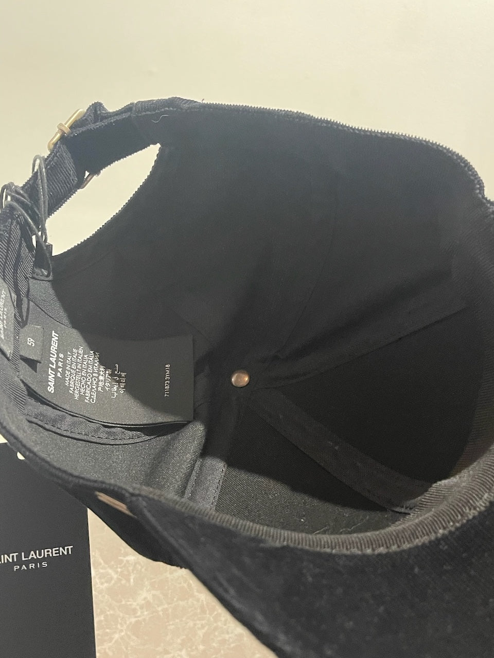 Casquette Saint Laurent noire T.59 NEUVE