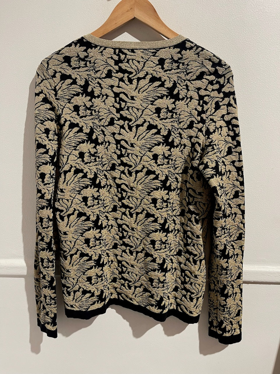 Top Rochas doré T.40