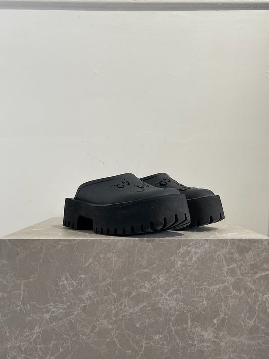 Mules Gucci noirs T.36