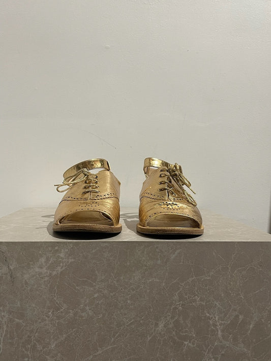 Sandales Chanel dorées T.37