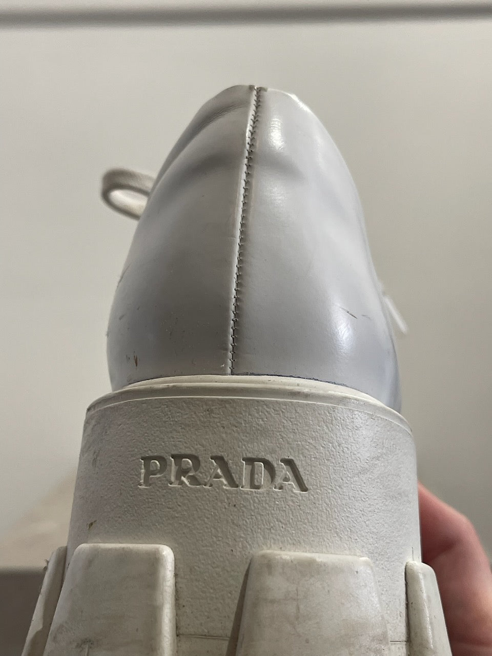 Derbies Prada blanches T.37,5