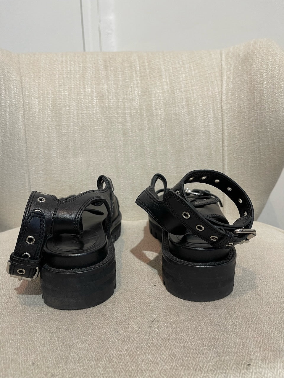 Sandales Alaia noires T.38