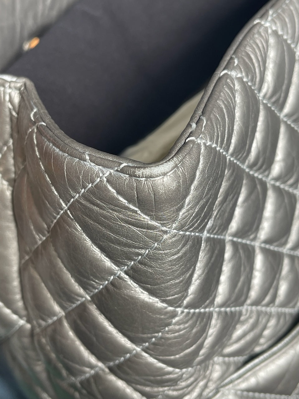 Sac cabas Chanel argent 2.55