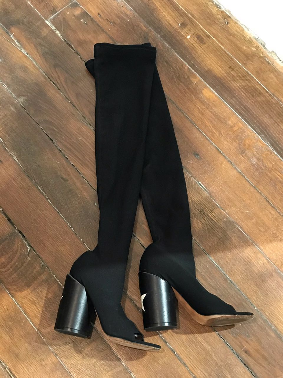 Bottes Givenchy noires T.37