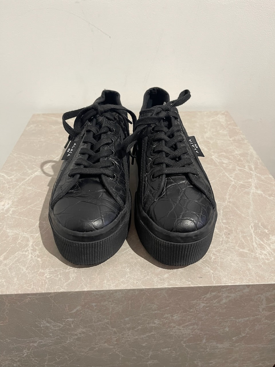 Baskets Alaia x Superga T.38