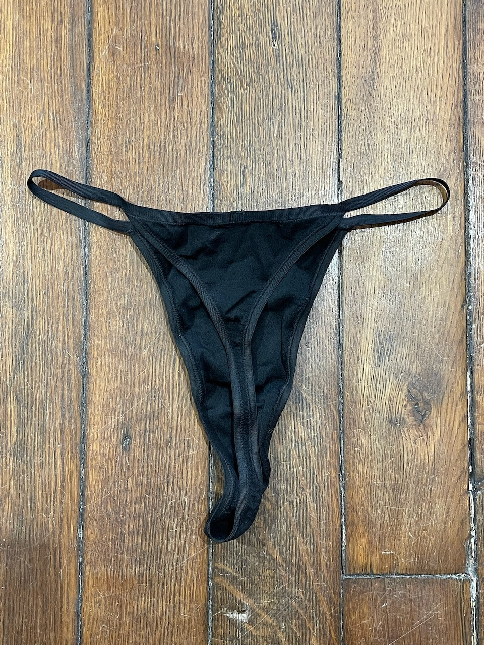String Louis Vuitton NEUF