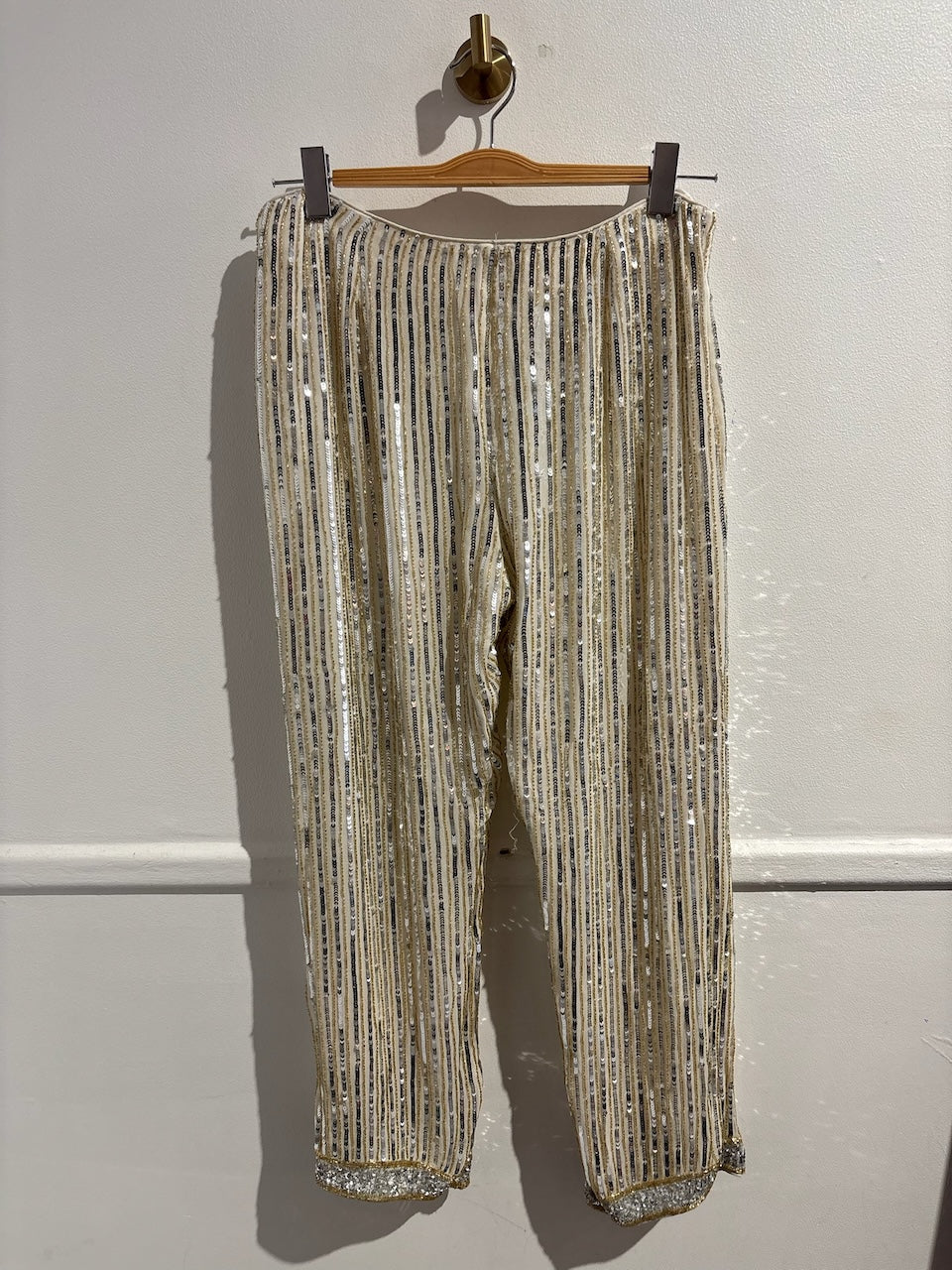 Pantalon Ganni à sequins T.38