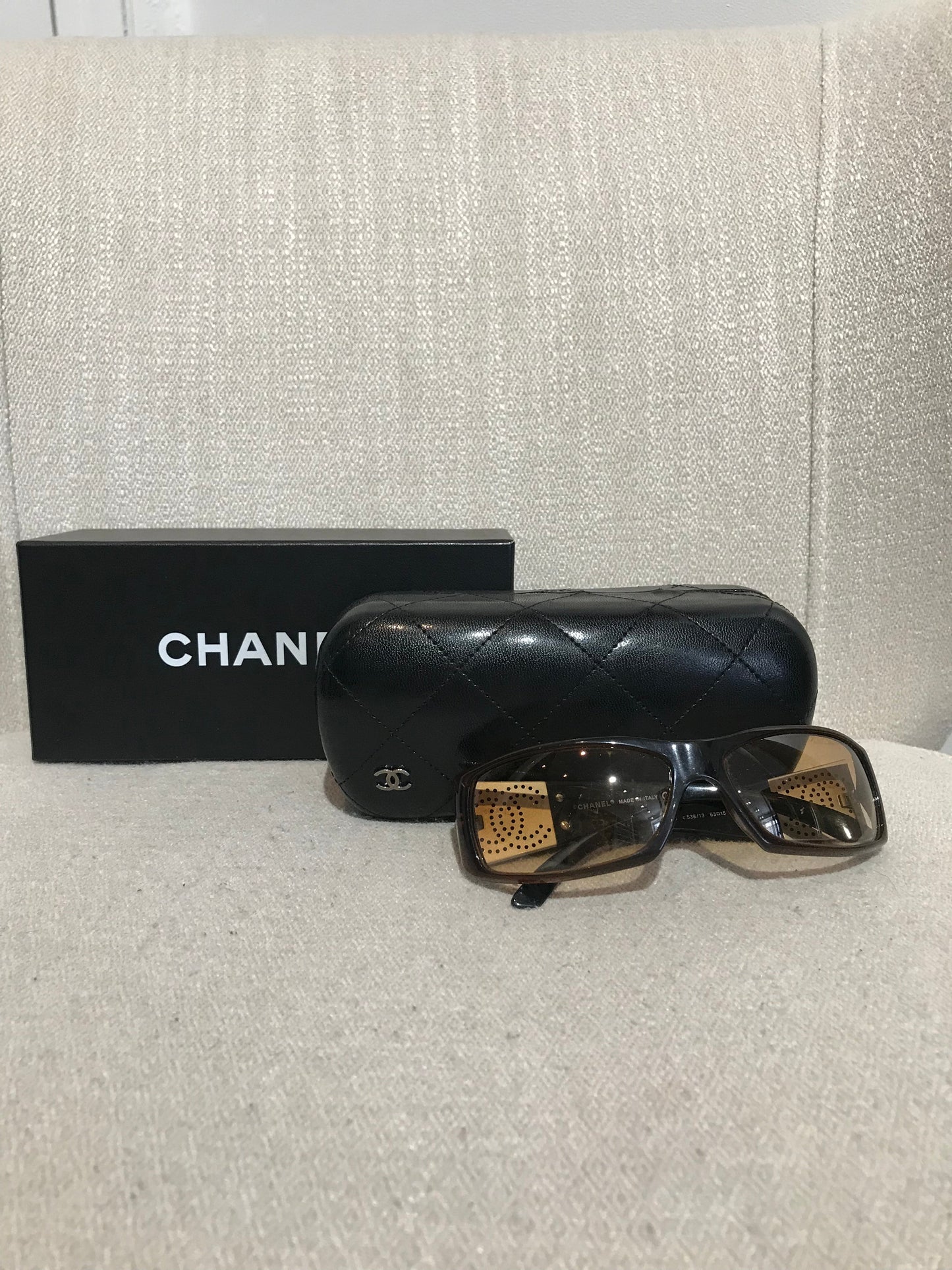 Lunettes de soleil Chanel