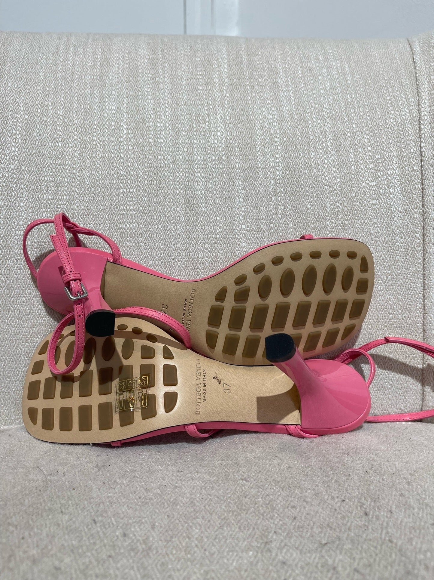 Sandales Bottega Veneta Strappy T.37 NEUVES