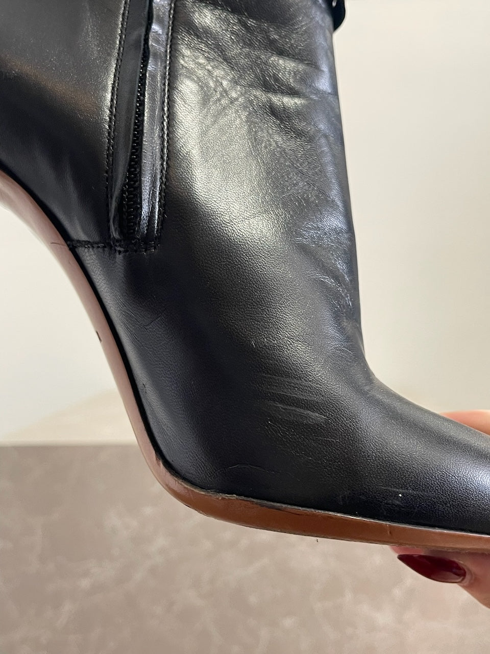 Boots Alaia noires T.37.5