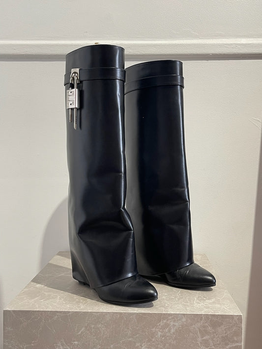 Bottes Givenchy Shark Lock T.36