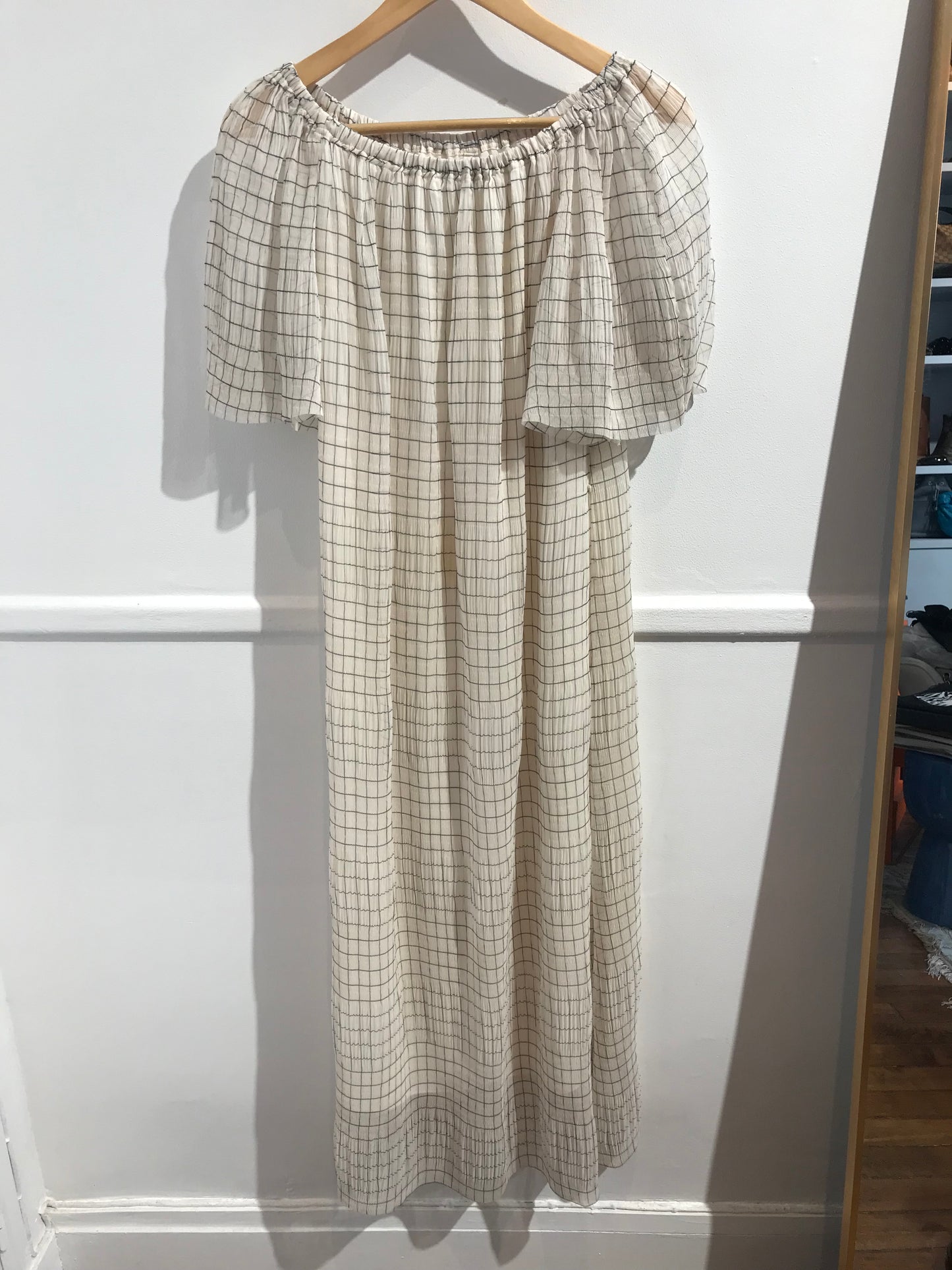 Robe Calvin Klein beige T.36